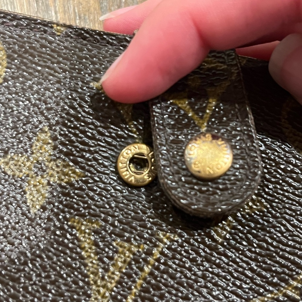Authentic LV monogram kisslock wallet - Picture 8 of 16